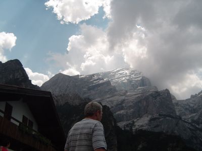 Drago Lipič Antelao 23.-25.06.2008
Antelao je drugi najvišji vrh Dolomitov, po obliki nekje med našima Jalovcem in Grintavcem.
