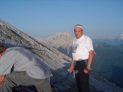 Drago Lipič Antelao 23.-25.06.2008
Antelao je drugi najvišji vrh Dolomitov, po obliki nekje med našima Jalovcem in Grintavcem.
