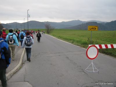 Ključne besede: litije