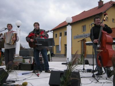 Ključne besede: litije