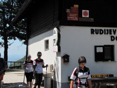 Branko_Druzovec_Skokov_Pohod_2011_Iz_Kocic_na_Donacko_-23.JPG