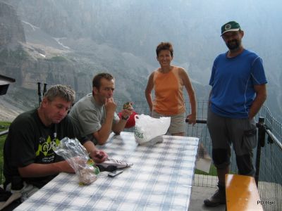 Ida_Kokol-Dolomiti_Brenta_2010-34.JPG